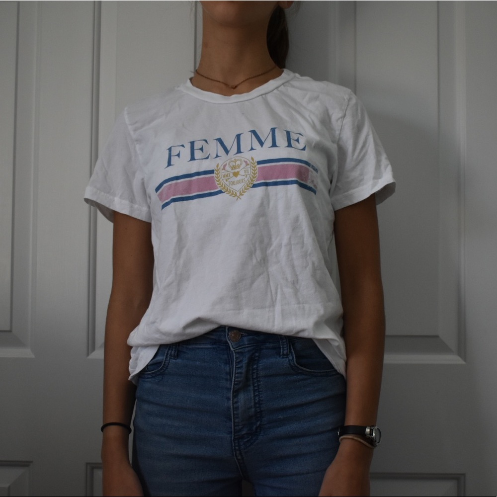 ❌SOLD❌ White Graphic Tee